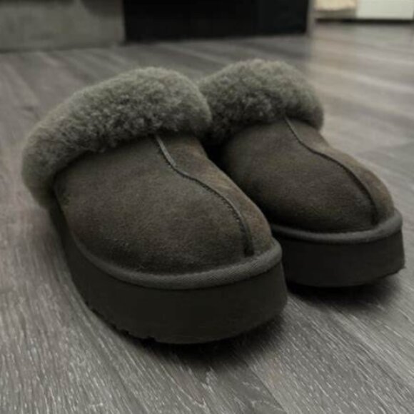 UGG® grey Disquette Slip-On- size 8 in woman - Picture 1 of 3